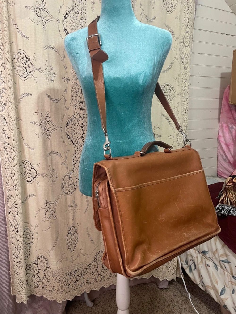 Coach: Vintage thompson Saddle distressed brown leather satchel - Picture 5 of 8